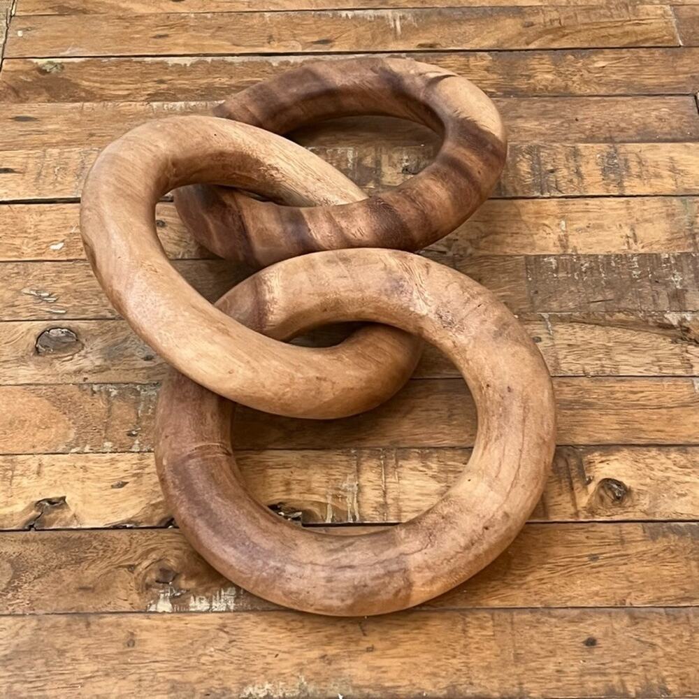 Medium Wooden Chain Link Sculpture Decorative Solid Wood Loops Nautical - Picture 2 of 7